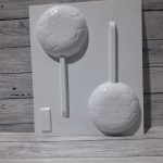 Molde plástico Plastichok para chocolate motivo chupetín pelota con gajos de fútbol