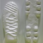 Molde plástico Plastichok  para chocolate modelo botín de fútbol