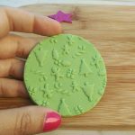 Placa de acrílico texturizador mix navideño.