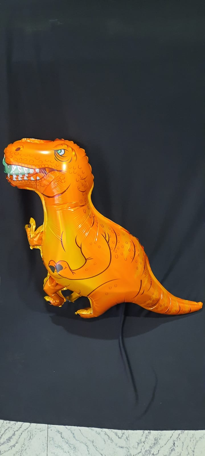 Dinosaurio naranja