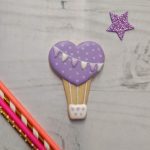 Cortante plástico para cookie o galletita globo aerostático corazón
