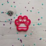 Cortante plástico para cookie o galletita huellita de perro