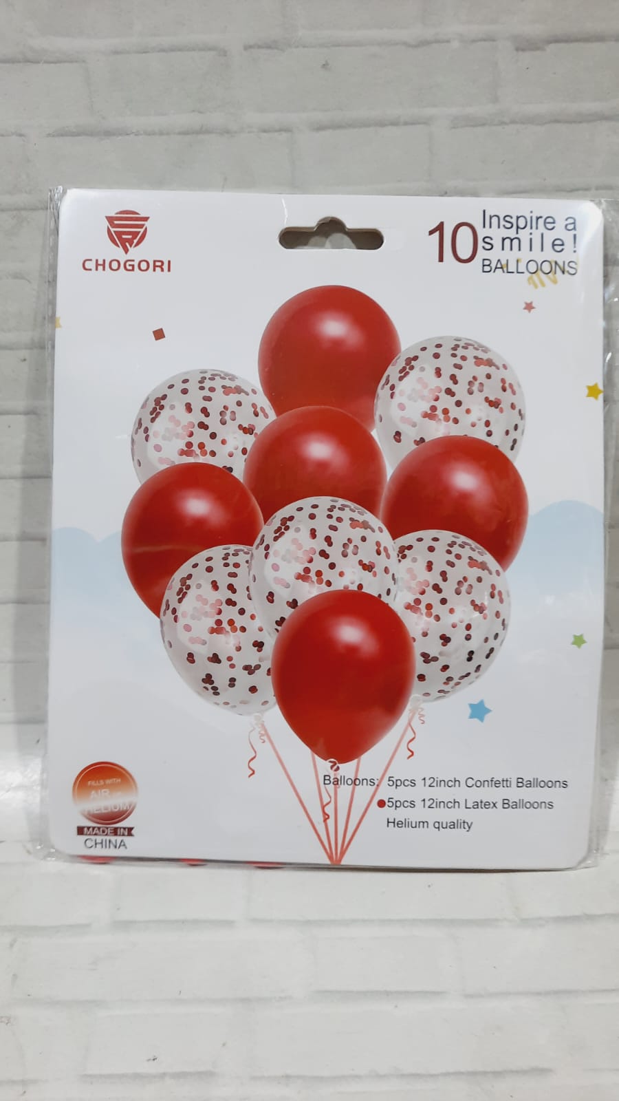 Set de 10 globos perlados y confetti rojos
