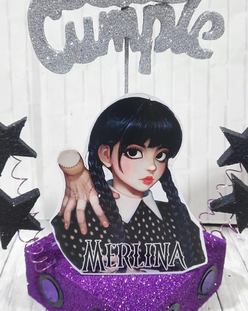 Adorno de torta Merlina telgopol 1