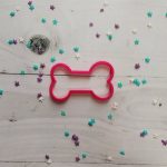 Cortante plástico para cookie o galletita huesito