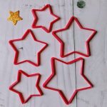 Cortante plástico para cookie o galletita set de 5 estrellas diferentes medidas