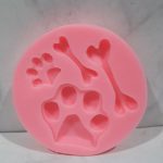 Molde de silicona para modelar huellitas y huesos de perro