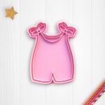 Cortante con sello para cookie ropita de bebé Body M 4