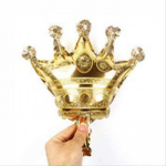 Globo metalizado corona dorada pequeña 35 cm