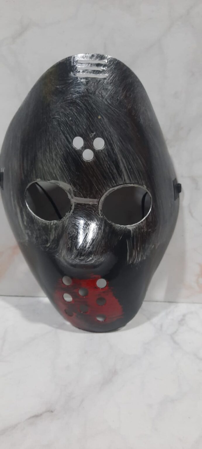 Máscara plástica de Jason con machete Cotillón Martín