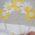 Vincha de goma Eva Margaritas combinadas x 1