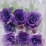 Set de 9 flores de cartulina con hojas tamaños combinados color Lila diferentes gamas