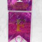 Banderín holografico fucsia con frase Feliz cumpleaños dorado