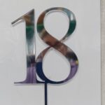 TOPPER acrilico espejado plateado núm 18 de 10 cm de alto