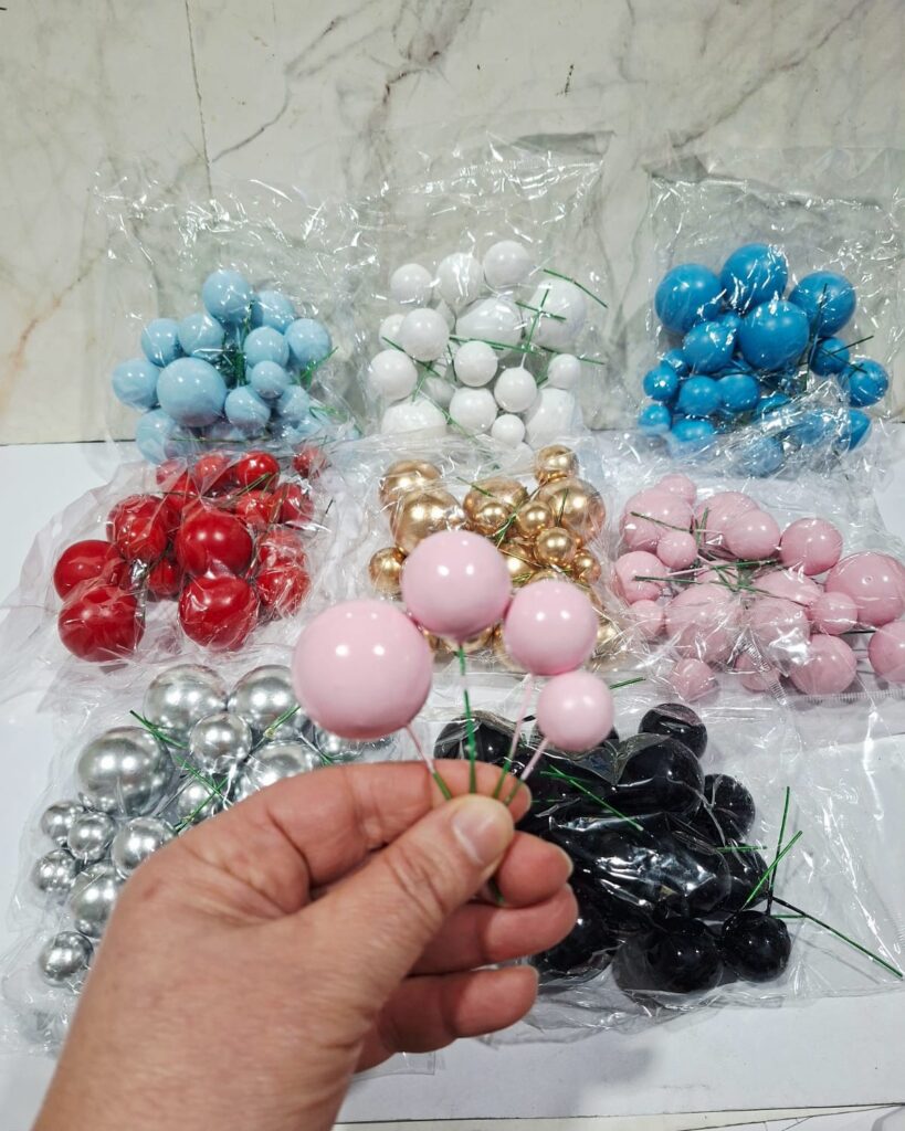 Esferas plasticas x 20 u