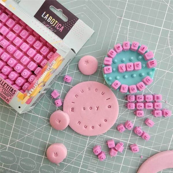 Sellos para cookies de letras minúsculas y números La Botica - Imagen 2